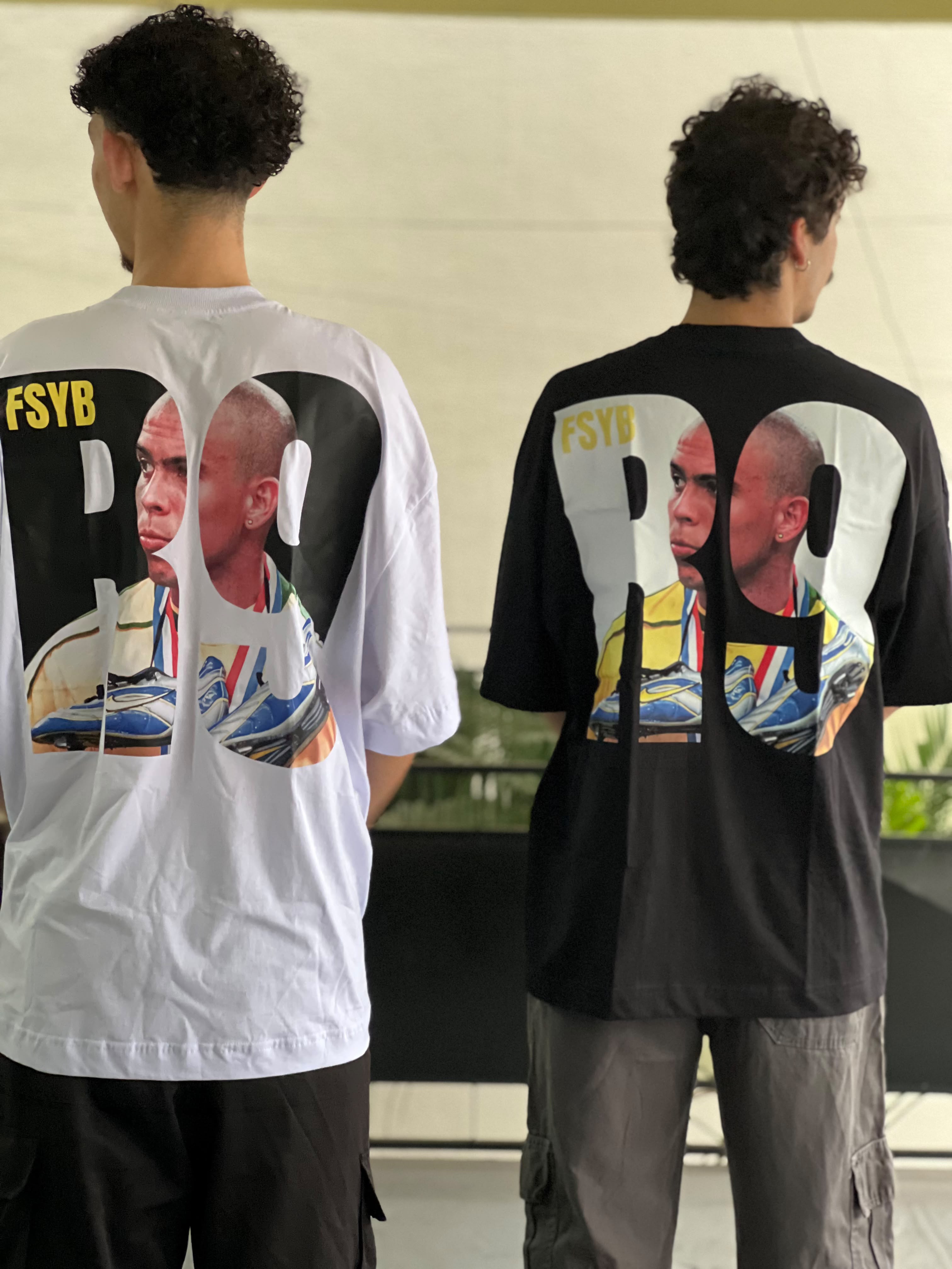 Oversized  -  Ronaldo fenômeno